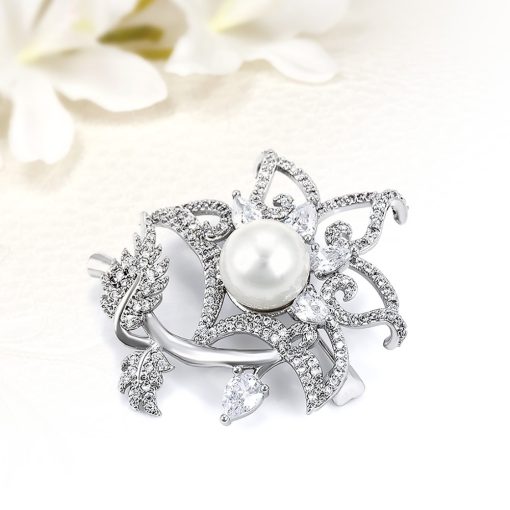 Virágot formázó bross BCB-XP-BJ3810