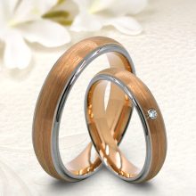 18K rozé arannyal bevont szálcsiszolt Női köves tungsten karikagyűrű KG-WT-V106W