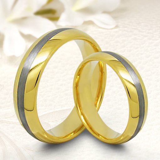 18K arannyal bevont, középen szálcsiszolt tungsten karikagyűrű KG-WT-V310