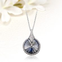 Halványszürke színű rivoli alakú Swarovski kristályos nyaklánc SWN-XP-B591GR