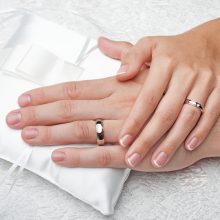 Royse Diamond 4 - klasszikus Női köves karikagyűrű rozé aranyozással WB-TG-V04640D
